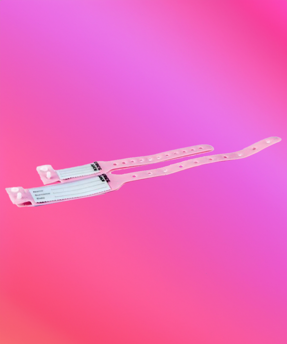 Braccialetti identificativi per mamma e neonato, realizzati in PVC senza lattice, con chiusura a scatto. Soluzione pratica e sicura per ospedali e cliniche colore rosa.