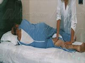 Tuta intera c/apert. posteriore e int.gamba c/zip lungodegenti  tg.xl 