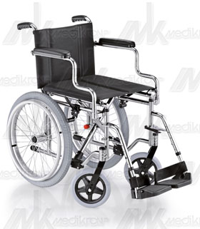 Carrozzina piegh. panda, sed. 42cm, braccioli e pedane estr. max 130 kg 