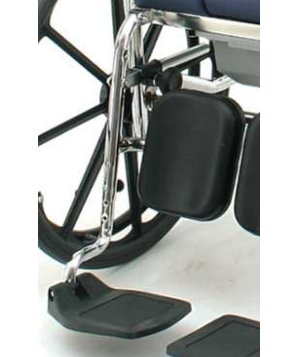 Appoggiagambe destro con pedana regolabile per carrozzina Cod. 210198. Comfort e supporto ottimali, adatto per utenti con mobilità ridotta.