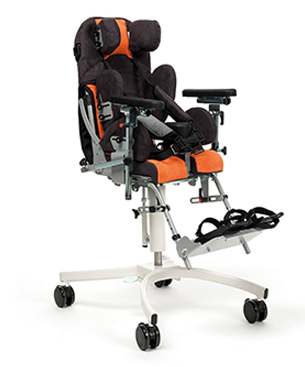 seggiolone polifunzionale per bambini con base fissa interna, imbottitura soft e struttura in acciaio. Include accessori regolabili per contenimento.