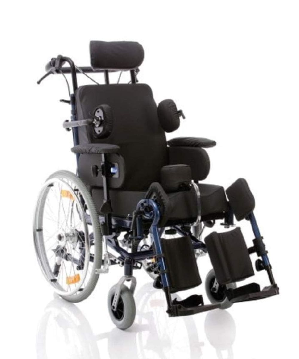 Seggiolone Relief GO basculante con ruote autospinta e seduta 40 cm